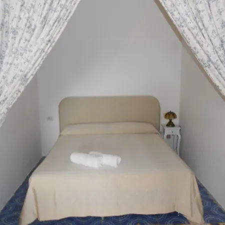 Dammuso Siba Apartman Scauri